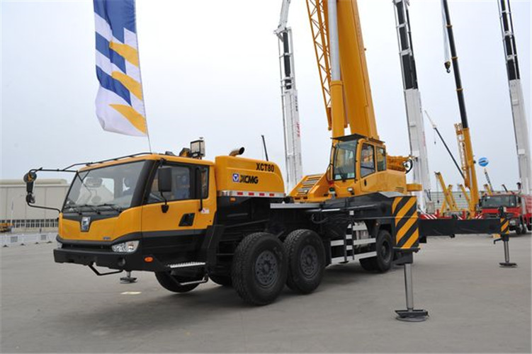 汕头市预约吊车后，多久能上门服务？24 小时应急响应吗？